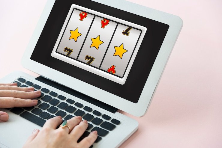 Pengguna menulis keluhan akun secara jelas